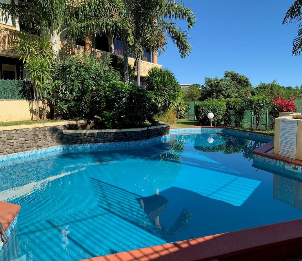 Studio Hina - Cosy, Quiet & Pool Παπεέτε Εξωτερικό φωτογραφία